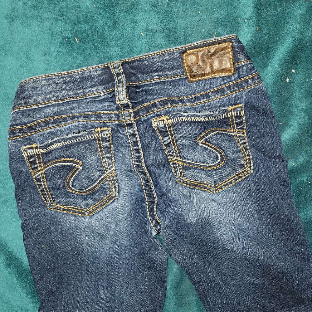 Stylish Blue Jeans for Women